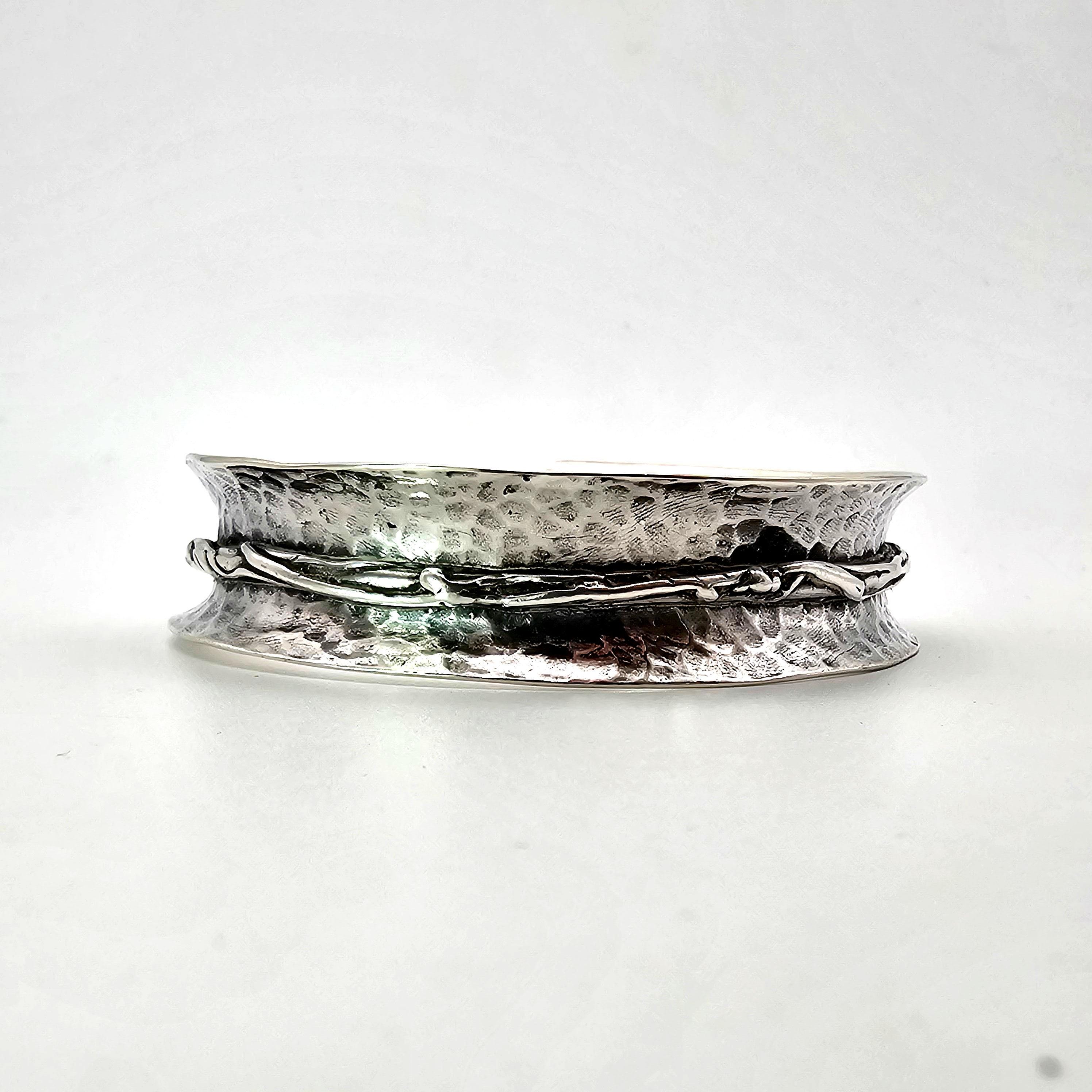 Silpada ハンマー打ち 925 シルバー ヴィンテージ カフブレスレット Silpada sterling silver cuff bracelet - Etsy 日本