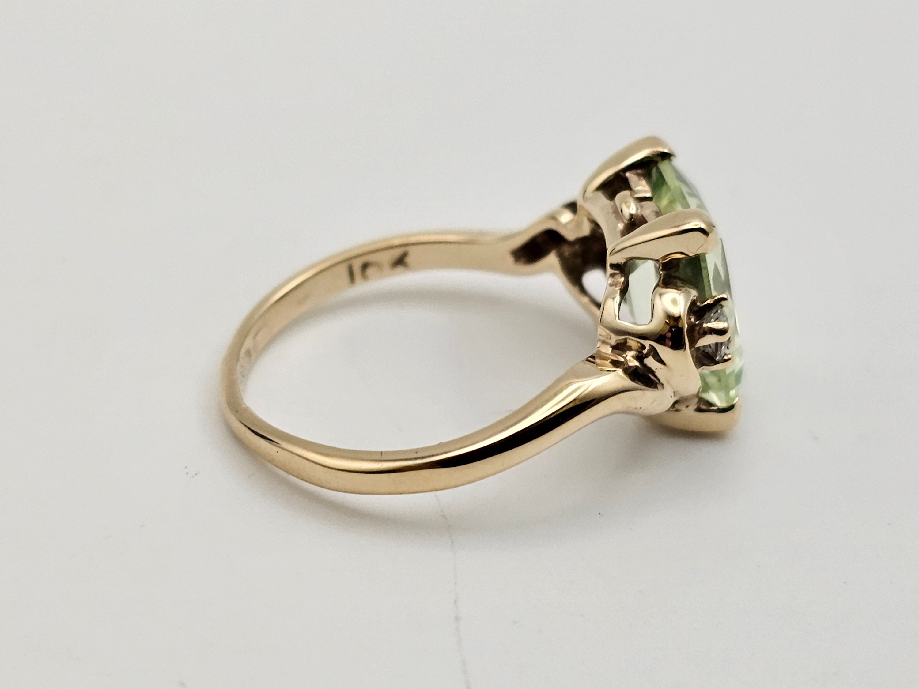 Vintage Pale Mint Green Synthetic Stone Ring - 10k Yellow Gold