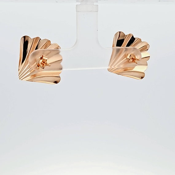 Sculpted Fan Earrings in 14kt Gold, Ruffled Gold … - image 5