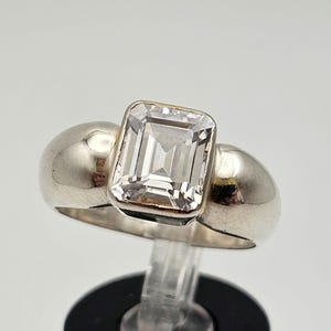 Vintage Emerald-Cut Cubic Zirconia Ring 925 Sterling Silver April Birthstone Ring, Travel Ring, Estate Jewelry, Size 8, w#702