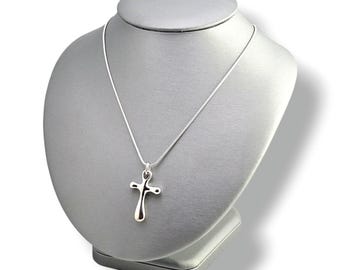 Robert Lee Morris Sterling Silver 925 Small Twisted Heart Necklace