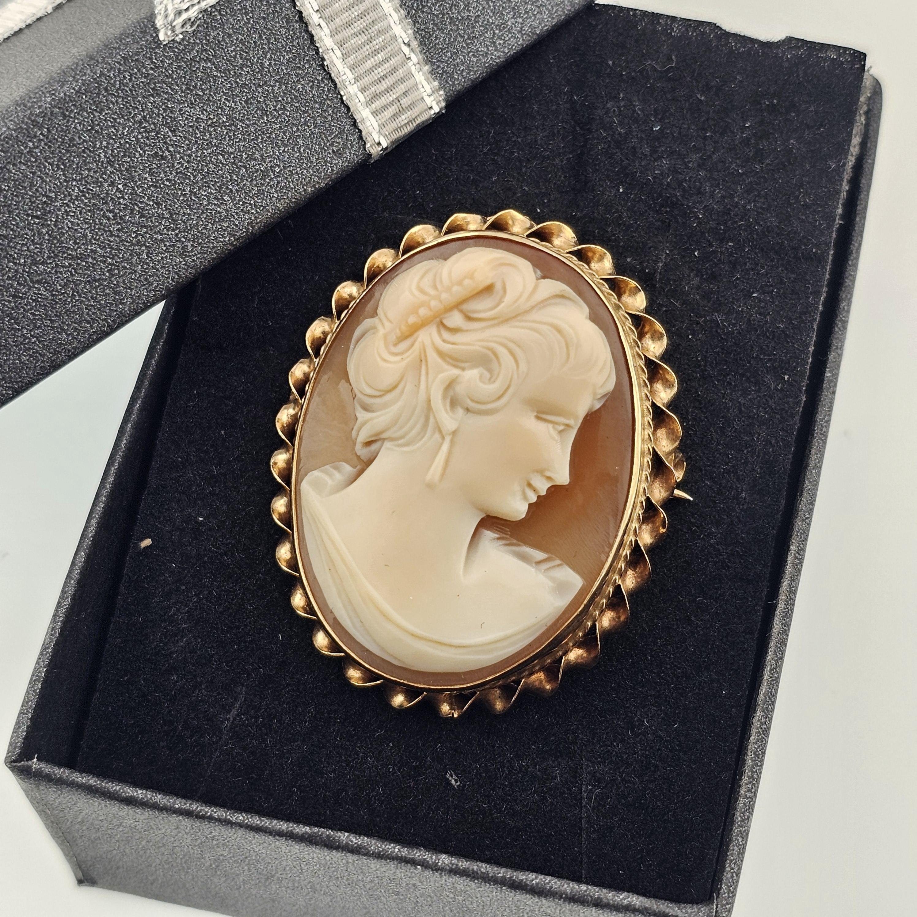 Vintage 14k Yellow Gold Carved Shell Cameo Brooch - Ornate Bezel Portrait of a Lady Cameo Pendant, Estate Jewelry Gift, W#3171