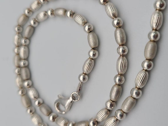 Silver Textured Bead Necklace, 925 Silver Beaded … - image 10