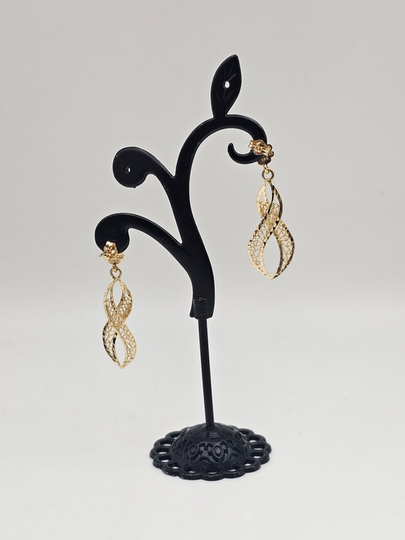Filigree Infinity Earrings in 14kt Gold, Floral F… - image 6