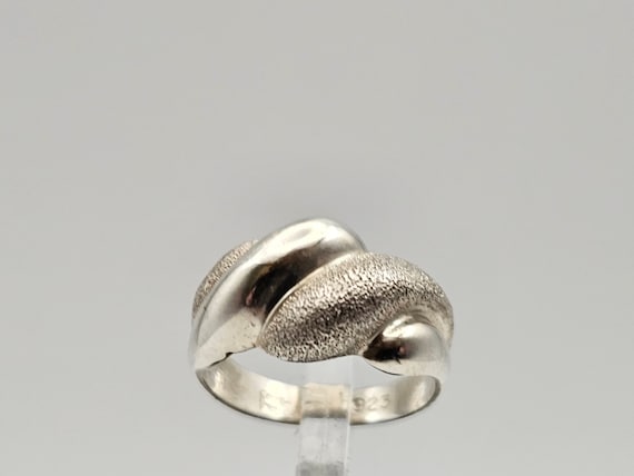 Textured Silver Shrimp Ring, 925 Silver, Modernis… - image 1