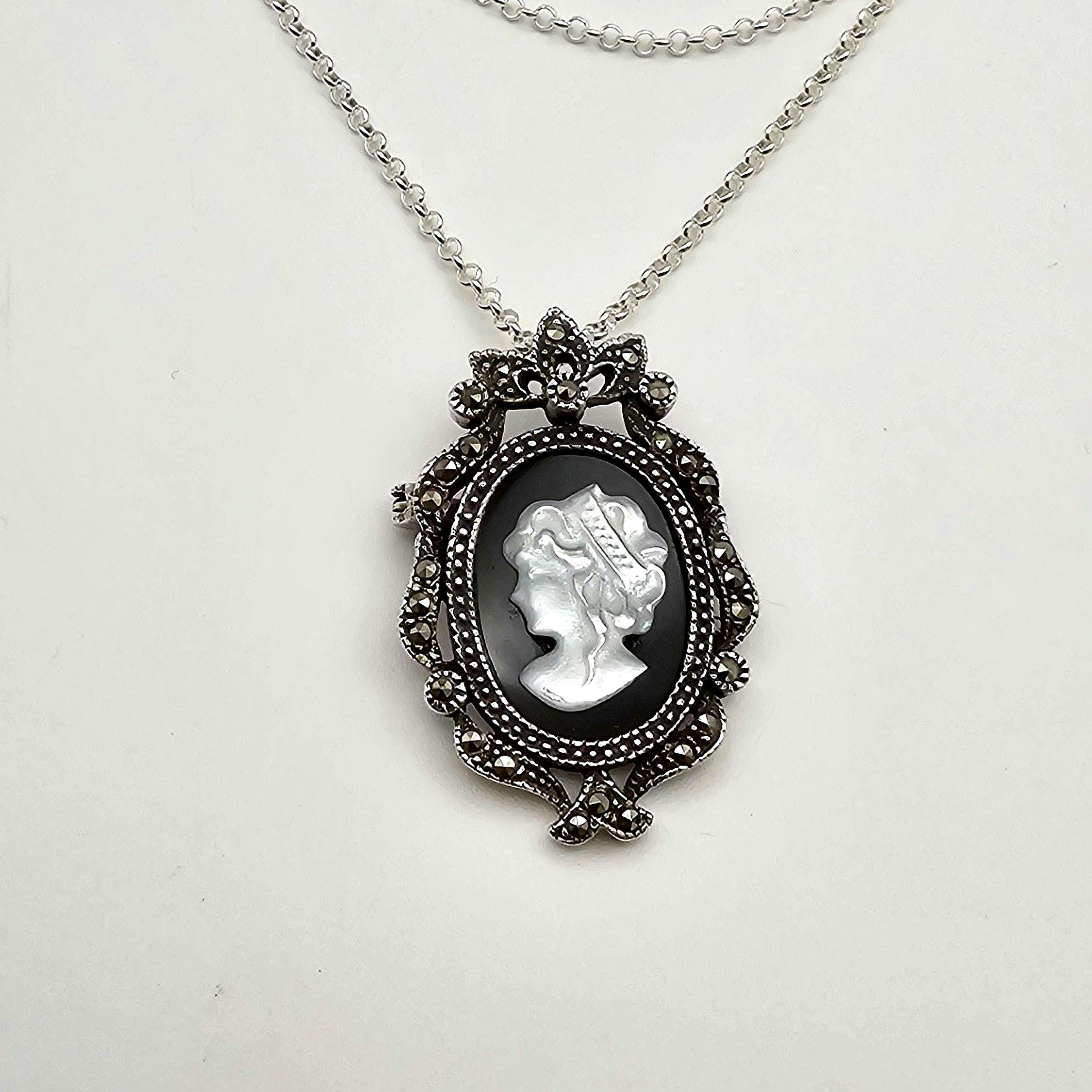 【Lavishe】Silhouette Vintage Cameo Necklace / 追跡送 Vintage Themed Victorian Cameo, Silhouette Lady Necklace