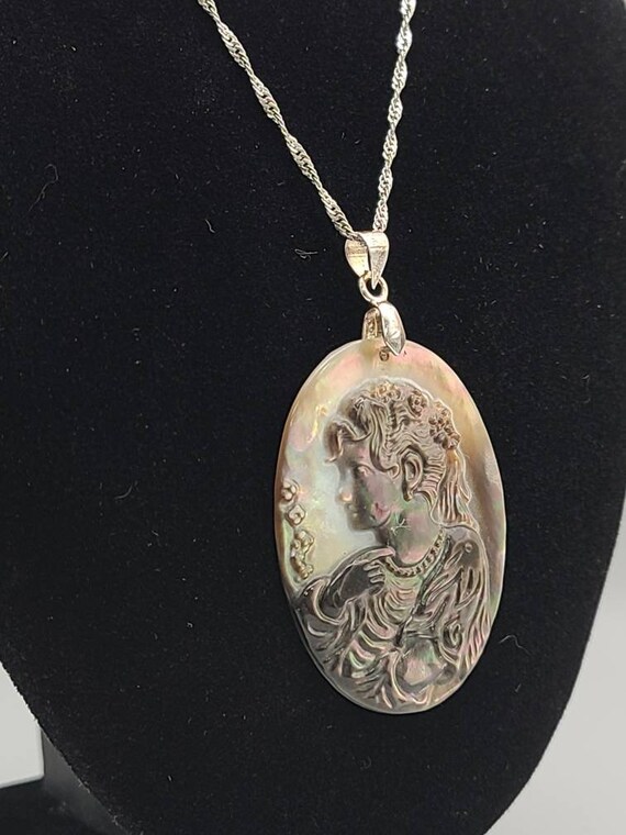 Carved Abalone Cameo Necklace, 925 Silver Abalone… - image 3