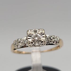 Vintage 14k Yellow and White Gold Diamond Engagement Ring, 0.14 CTW Round Cut Natural Diamonds, Size 6, Estate Jewelry, w#1541