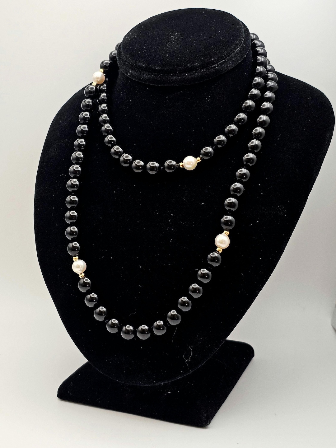 Vintage 14k Yellow Gold Beaded Black Onyx Pearl Necklace