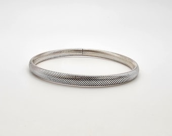 Vintage Italian Textured Bangle Bracelet - 925 Sterling Silver - Estate Jewelry