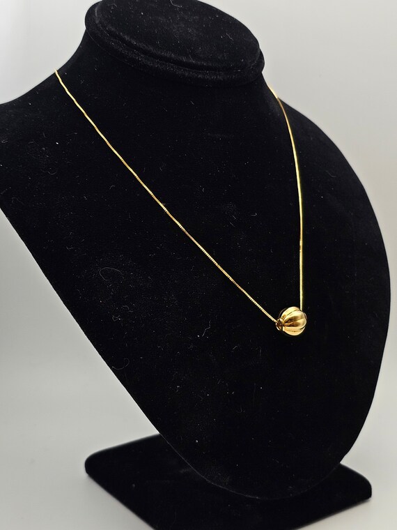 Floating Ribbed Gold Bead Necklace in 14kt Gold C… - image 4