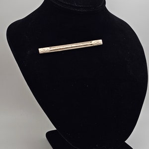 Antique 925 Sterling Silver Floral Bar Pin - Etched Floral Accent Brooch - Estate Jewelry, w#1304