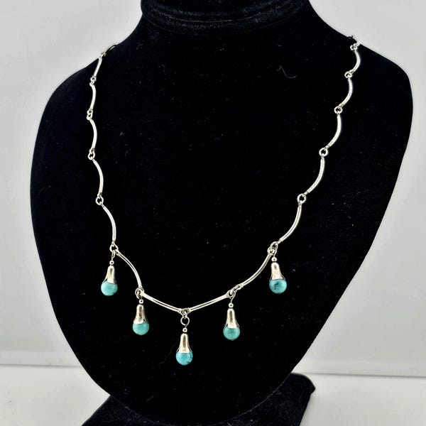 Vintage Turquoise Drop Necklace 925 Sterling Silver Curved Link Southwestern Necklace, Estate Jewelry, W#2667