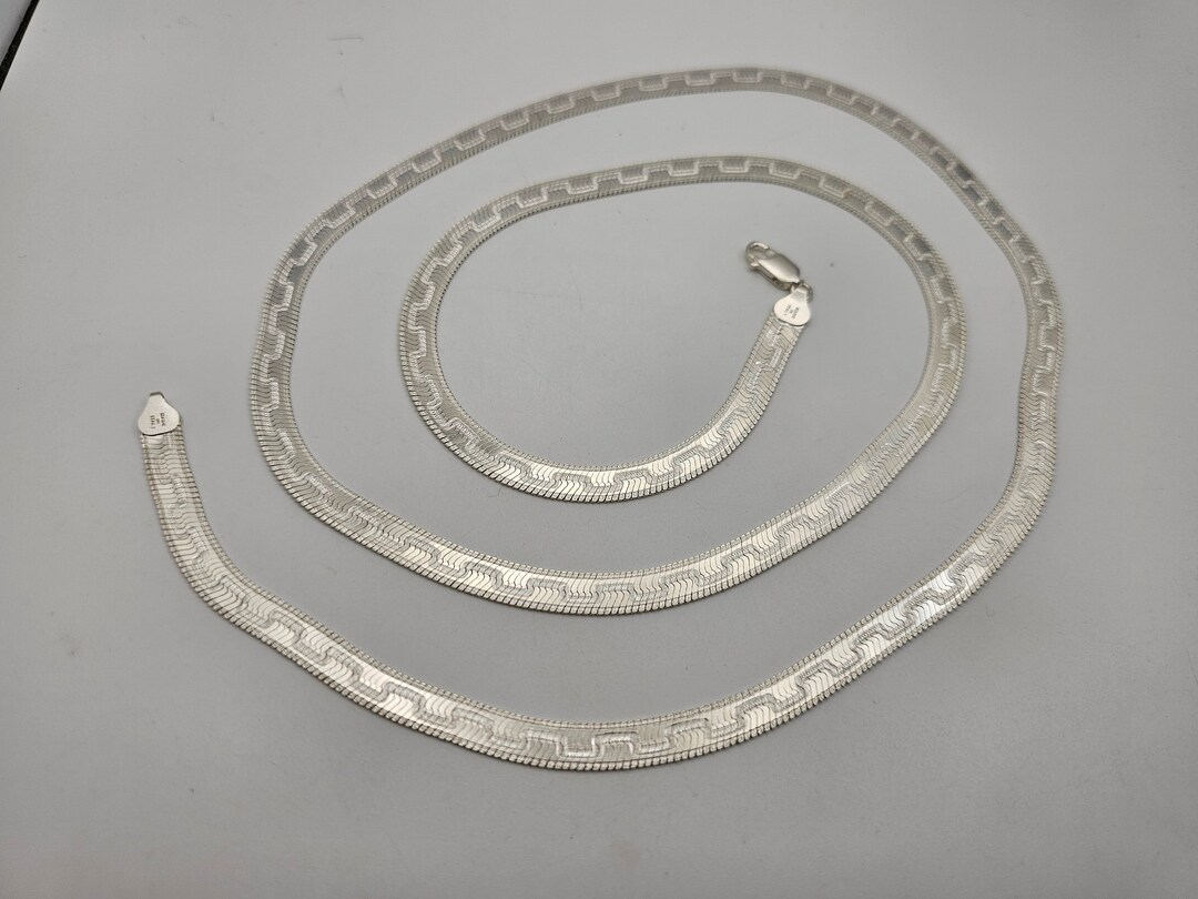 Vintage 925 Sterling Silver Herringbone Chain: Retro Reversible