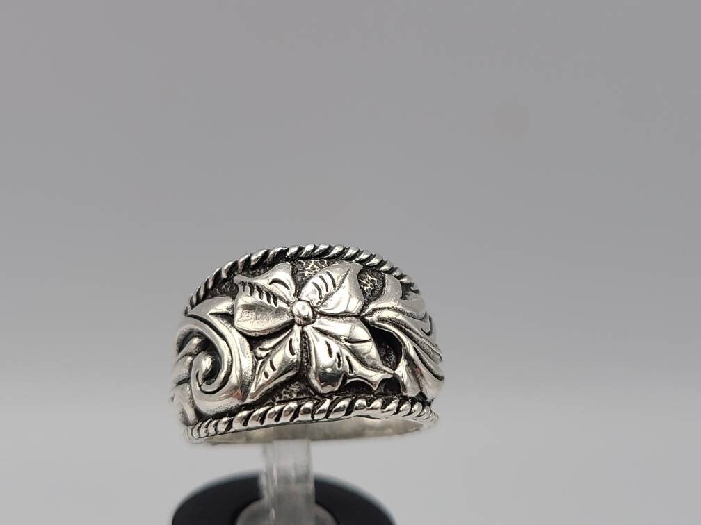 Wide Floral Ring in 925 Silver, Designer Carolyn Pollack