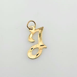 Dije vintage con letra J cursiva en oro amarillo de 14 k con monograma de inicial J con corte de diamante texturizado, joyería de patrimonio, W#1936