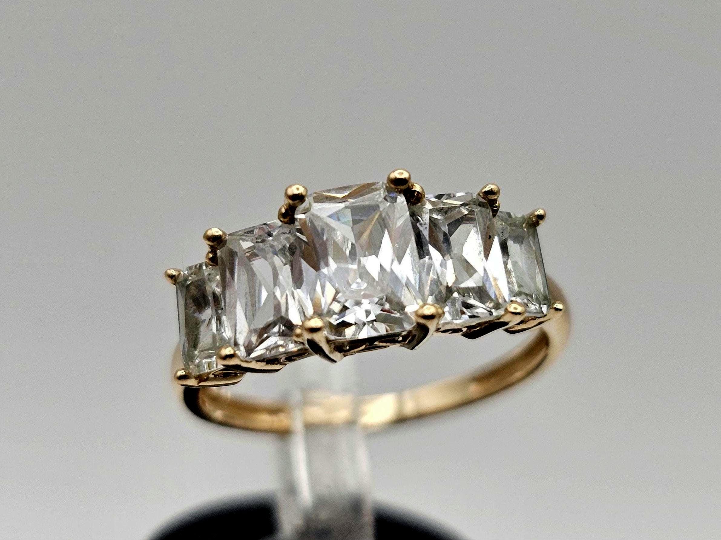 14k Yellow Gold Graduated Radiant Cubic Zirconia Ring, Designer Diamonique, Estate Jewelry, Size 7, w#3472