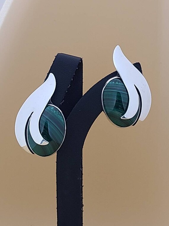 Vintage 925 Sterling Silver 24.6g Malachite Triangle Clip on  Vintage Sterling Silver 925 Malachite Clip On Earrings main image 2