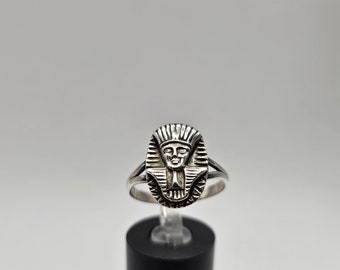 Egyptian Pharaoh Ring, 925 Sliver, King Tut Ring, Egyptian Jewelry, Vintage Estate Jewelry, Size 9.25 Item w#2616