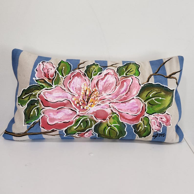 SippingIcedTea Lumbar Pillow Cover - Thumbnail 2