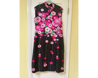 Adele Simpson Black with Large Pink Flowers Sheath Dress Size Large