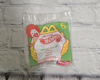 1998 McDonalds NASCAR Hot Wheels Car "Ronald" #5 (NEW)