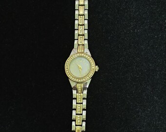 Pre 1980's Silver And Gold Tone Woman's Watch (Needs Battery)