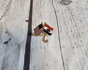 Pre 1990's Crossed Flags Lapel Pin American Flag and AEL Flag