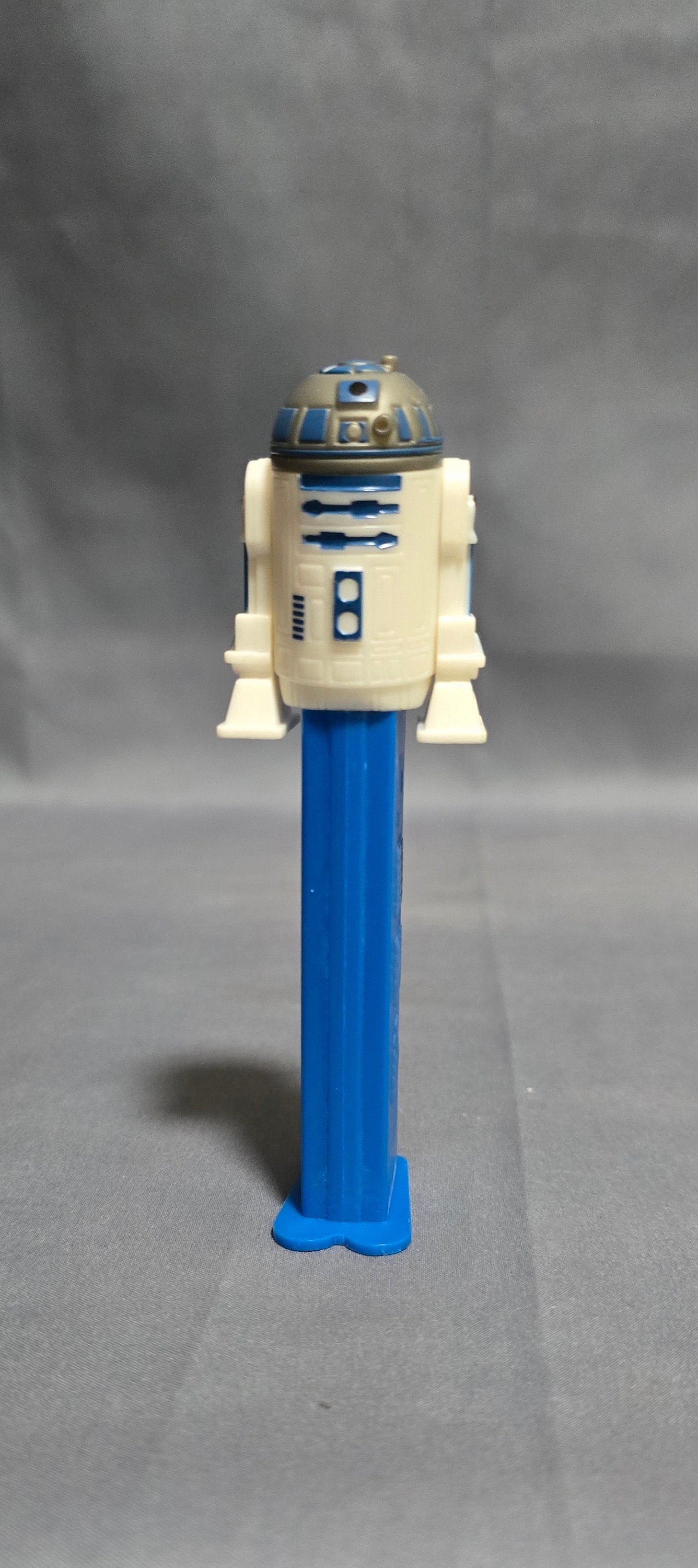 Giant Pez Star Wars Pez Dispensers 2005 R2 D2 Giant Pez Dispenser
