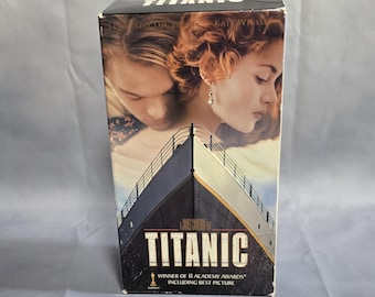 1998 Titanic VHS Tapes 2 Tape Set Leonardo DiCaprio and Kate Winslet