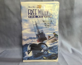 1997 Free Willy 3 The Rescue VHS Tape Clamshell Case