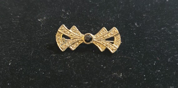 Pre 1960's Silver Tone with Black Stone Bow Brooc… - image 1