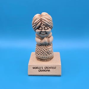 1972 PAULA &quot;World&#39;s Greatest Grandma&quot; Figurine W-246