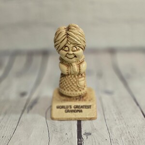1972 PAULA &quot;World&#39;s Greatest Grandma&quot; Figurine W-246