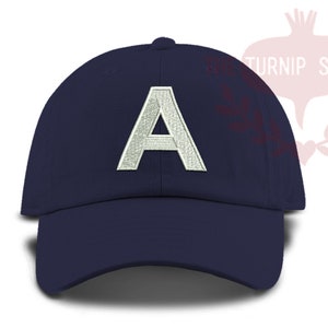 Casquette de base-ball monogramme initial pour tout-petit - chapeau et broderie de couleur personnalisée.