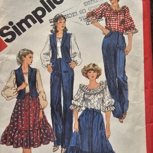 1981 Vintage Simplicity 5335 pattern, B37, W31, H39, FF, boho, peasant, top, vest, skirt and high rise trousers. Hippy, 80s, retro, vintage.