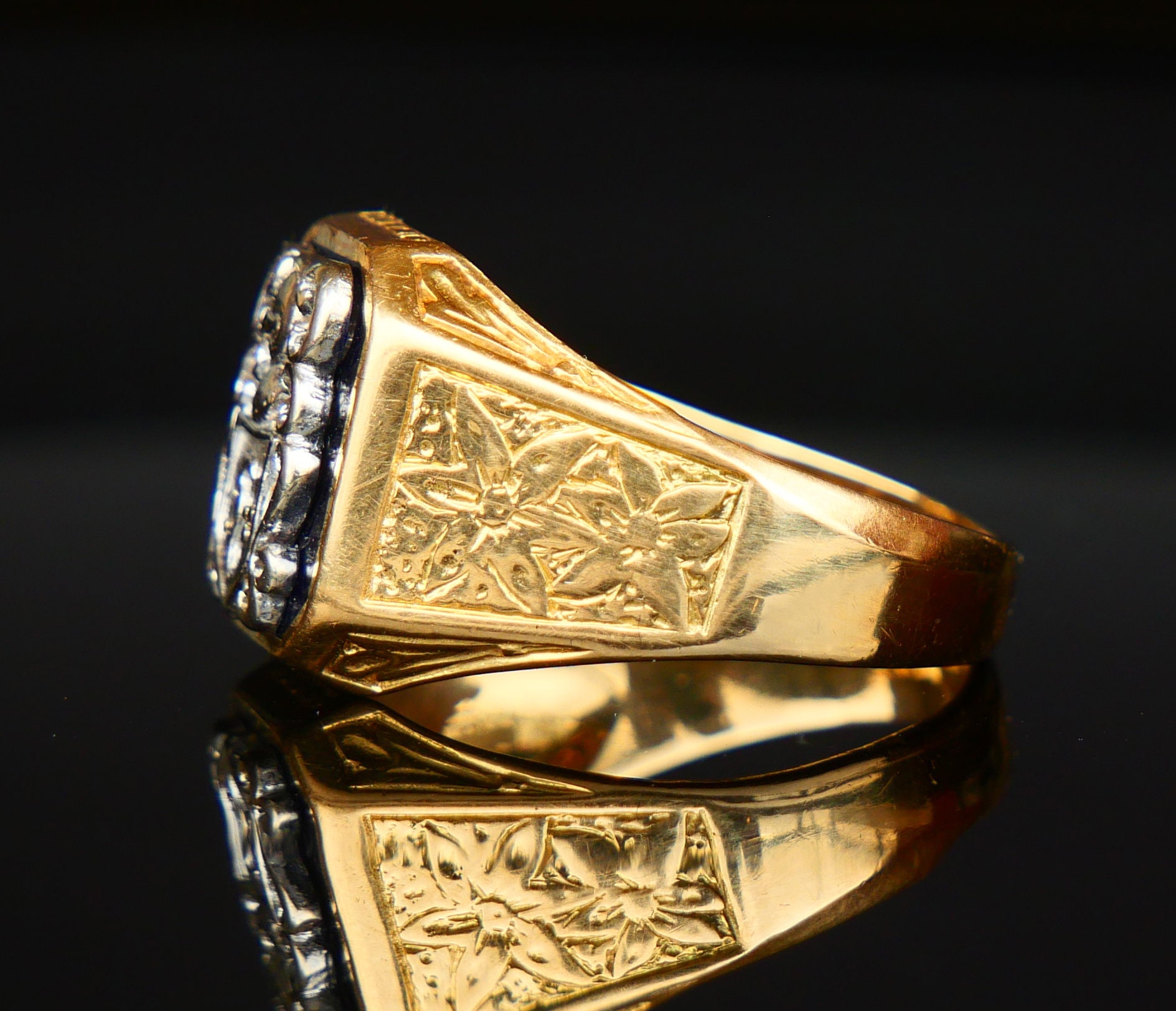 Vintage Italian Men Signet Ring Enamel solid 18K Gold Platinum | Etsy