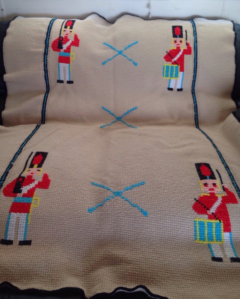 Vintage British Soldiers Blanket Knit Etsy