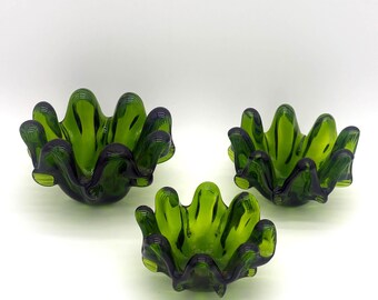 Vintage Italian Art Glass Nesting Bowls, Set of 3, Emerald Green Ruffled Glass, Made in Italy