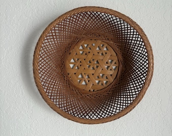 Vintage Japanese Bamboo Ikebana Basket: Handwoven, Takezaiku, Hanakago, Mid-Century, Japan