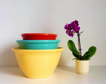 Bauer Pottery Ringware Mixing Bowls, Set of 3 Nesting Bowls, Yellow, Blue, Orange, Made in Los Angeles