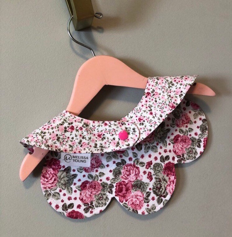 Reversible Cotton Floral Scalloped Edge Baby Bib image 1