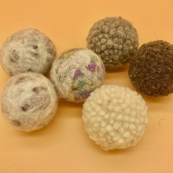 Small Bouncy Wool Balls for Cats /Mixed Pack - Wool Ball Cat Toys - Plastic free natural cat toys - Fun to chase and juggle!