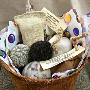 Organic Cat Gift Basket - Chock full of natural toys to delight your fur babies - Felted wool balls & fragrant catnip toys - Perfect gift!