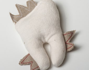 Organic Catnip Cat Toy – King Toothy Cotton Tooth Shape - Big