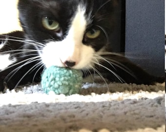 Felted Pastel Wool Pom Poms  for Cats - Small Wool Ball Toys - Natural Plastic Free - Fun to Chase and Juggle