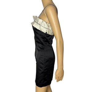 Vestido vintage Y2K Forever21 negro/blanco con volantes y pedrería, estilo años 80, talla XS imagen 7