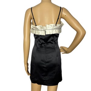 Vestido vintage Y2K Forever21 negro/blanco con volantes y pedrería, estilo años 80, talla XS imagen 6