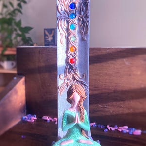 Gaia Beneath The Tree Of Life: A Reiki-Infused Sanctuary for Your Sphere