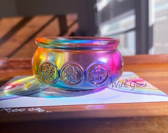 Cuenco de cristal para atraer prosperidad y buena fortuna, elegido intuitivamente.